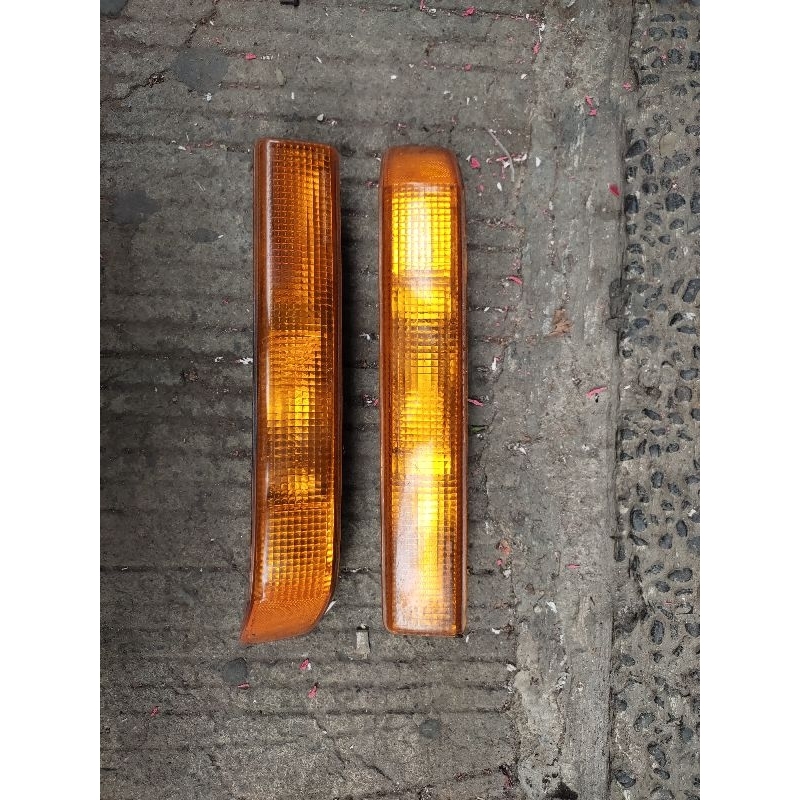 lampu sen depan Opel blazer taun 2000 original