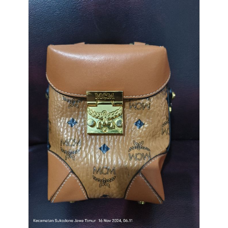 Preloved Phone Bag MCM