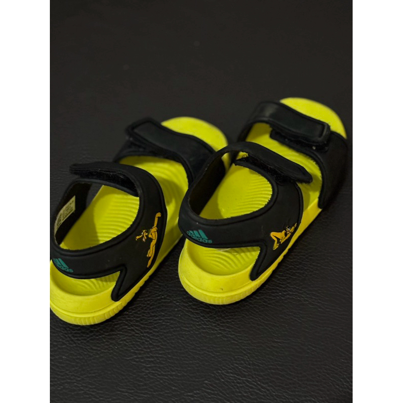 Sendal Adidas anak original