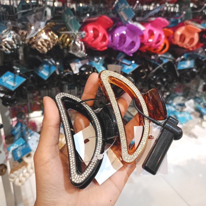 

JEPIT SALON MATA K06B - 280A7 / JEPIT SALON MOTIF / ACCESORIES RAMBUT