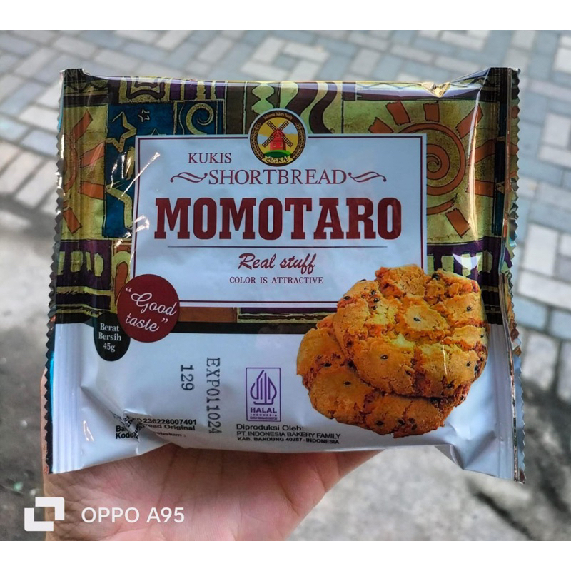 

Snack Kukis MOMOTARO dapat 5pcs