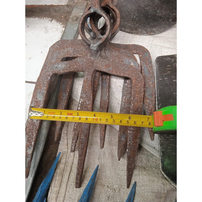 Garuk sampah besi/Cangkul garuk sampah/Garpu sampah besi besar/Garpu pembersih sampah/Garpu sampah/G