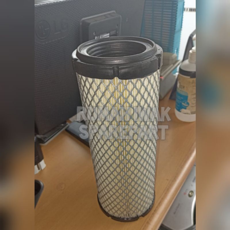 Saringan Udara Luar Traktor Kubota L4400