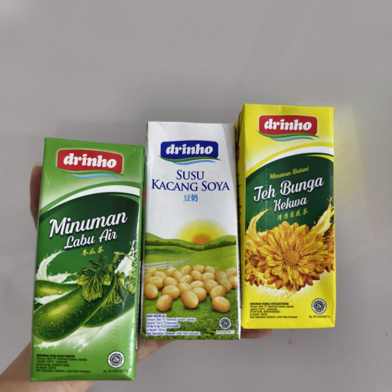 

Minuman Kundur Soya Teh Bunga Chrisant 250 ml