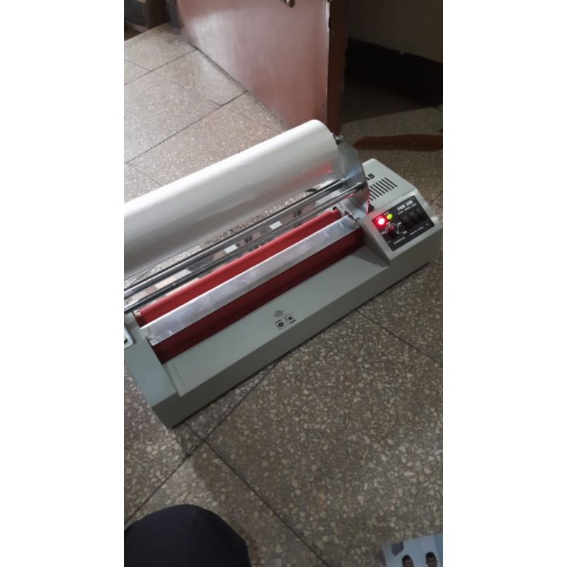 

Mesin Laminasi Topas Mesin Panas Dingin Roll A3+ Modifikasi 33 cm Topas FGK 330 mm Modified Laminating Machine Topas FGK 330 mm