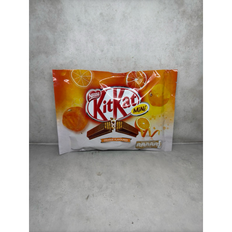 

KitKat Mini Rasa Orange Chocolate isi 8 ori Hongkong