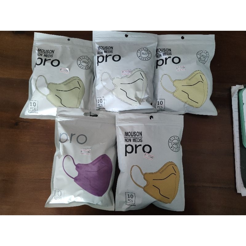 MASKER KN95 PRO MOUSON 5PLY WARNA