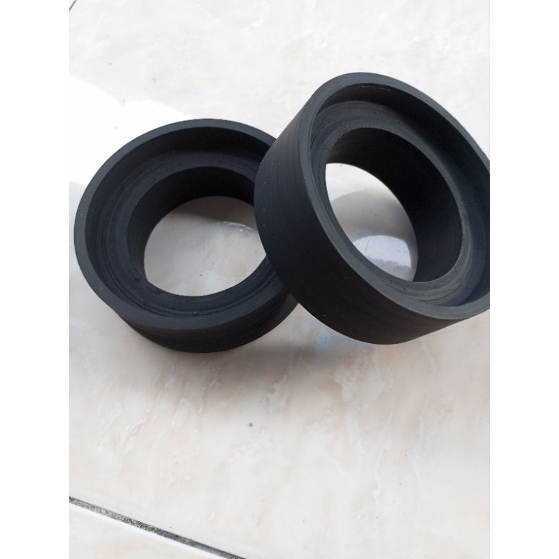 karet dudukan per depan Yaris,vios