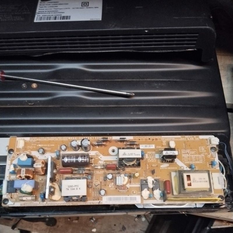 psu samsung la32c350d1