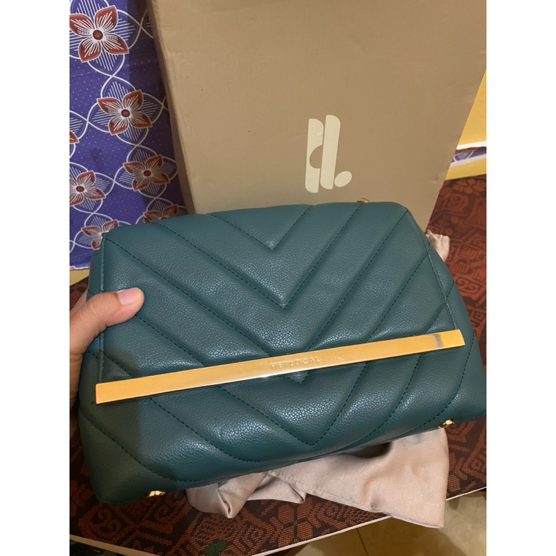 Preloved Tas Heylocal Milan Bag warna Forest / tas selempang / tas satchel / tas jinjing / bag and w