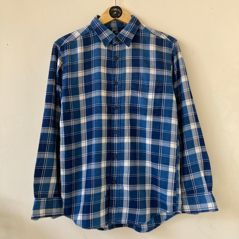 Uniqlo kemeja flannel second