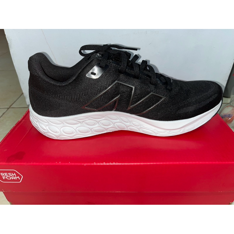 Sepatu Running Men New Balance FRESHFOAM 680 V.8