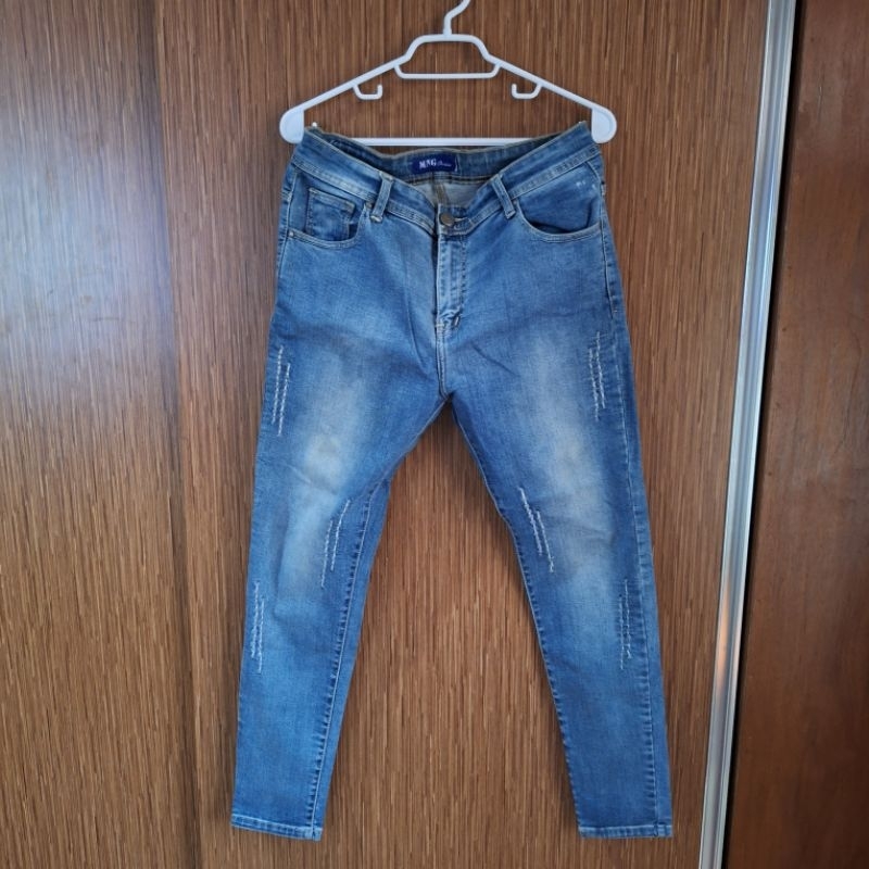 PRELOVED CELANA JEANS MNG PREMIUM