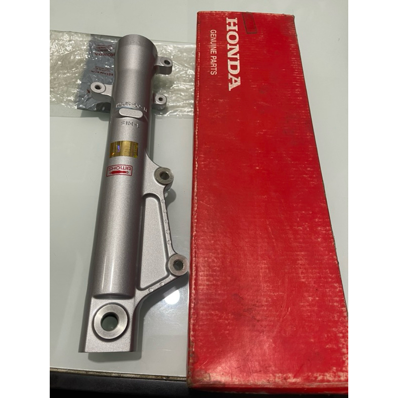 BOTTOM TABUNG SHOCK KANAN TIGER REVO SILVER ORIGINAL AHM 51420-KCJ-661