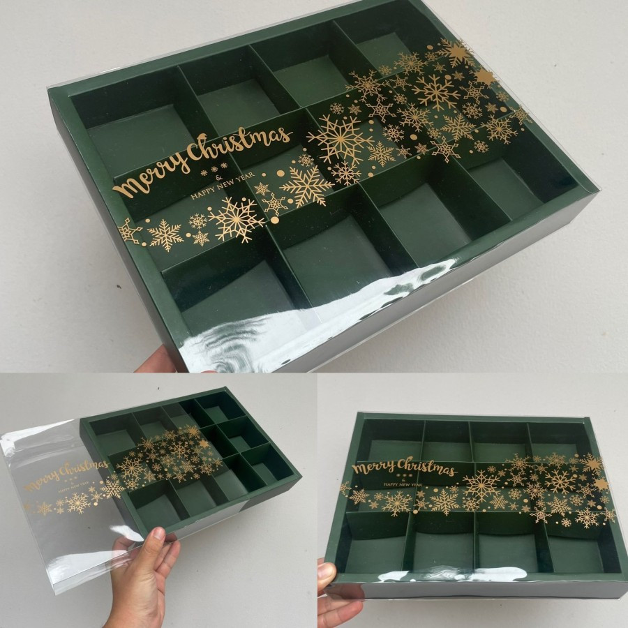 

( 5 pcs ) dus mika hijau natal sekat 12 motif merry christmas gold laminasi doff box kraft kemasan kue coklat ukuran 20x29x4.5 cm