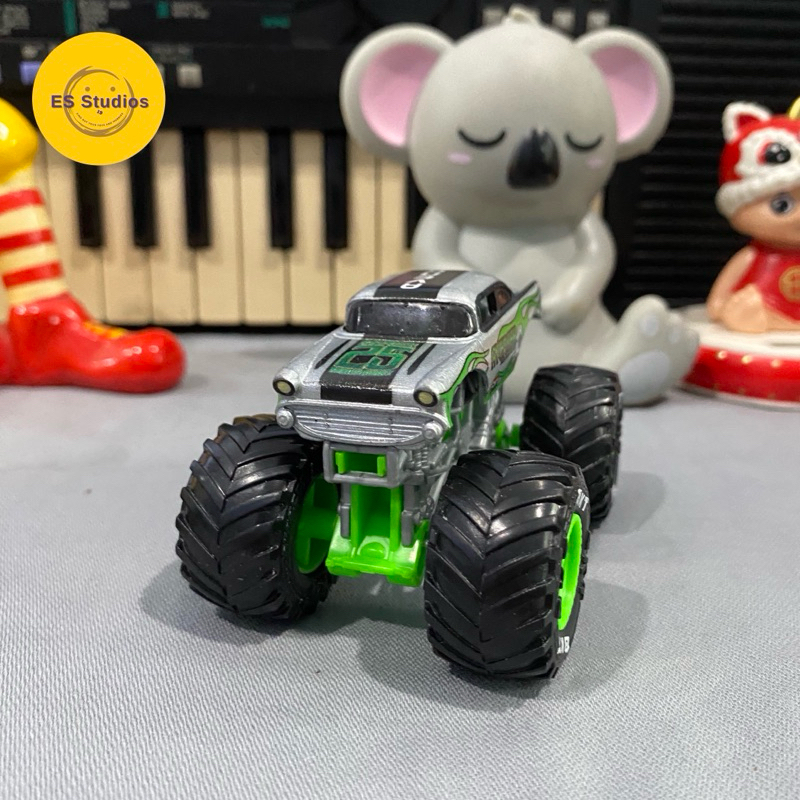 Hotwheels Monster Truck Loose Big Foot Monster Jam Preloved Diecast Truck