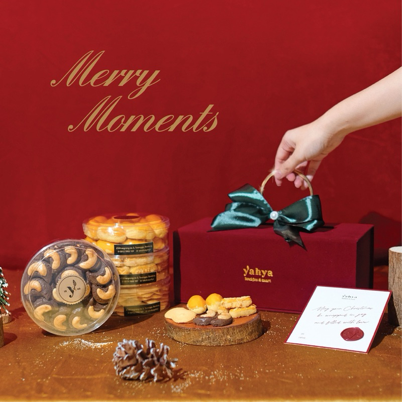 

Merry Moments