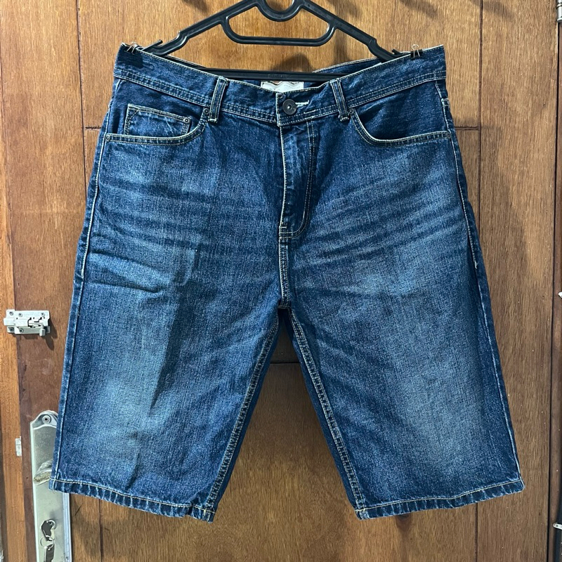 Celana Jeans Pendek Pria Cole Straight Fit