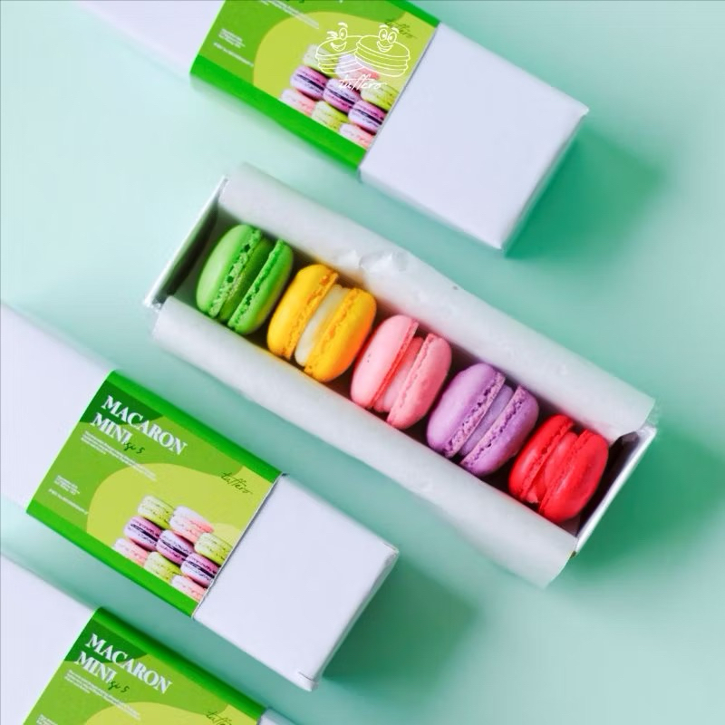 

MACARON MINI 1 BOX ISI 5 (Sangat Kecil 2cm) / HAMPERS