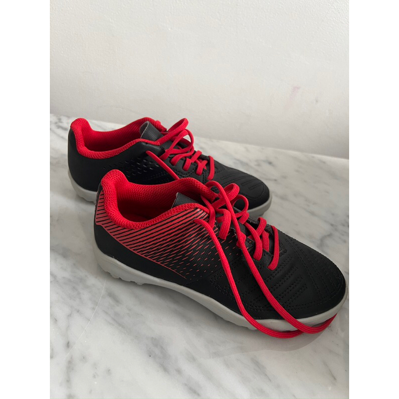 sepatu futsal anak decathlon kids preloved like new