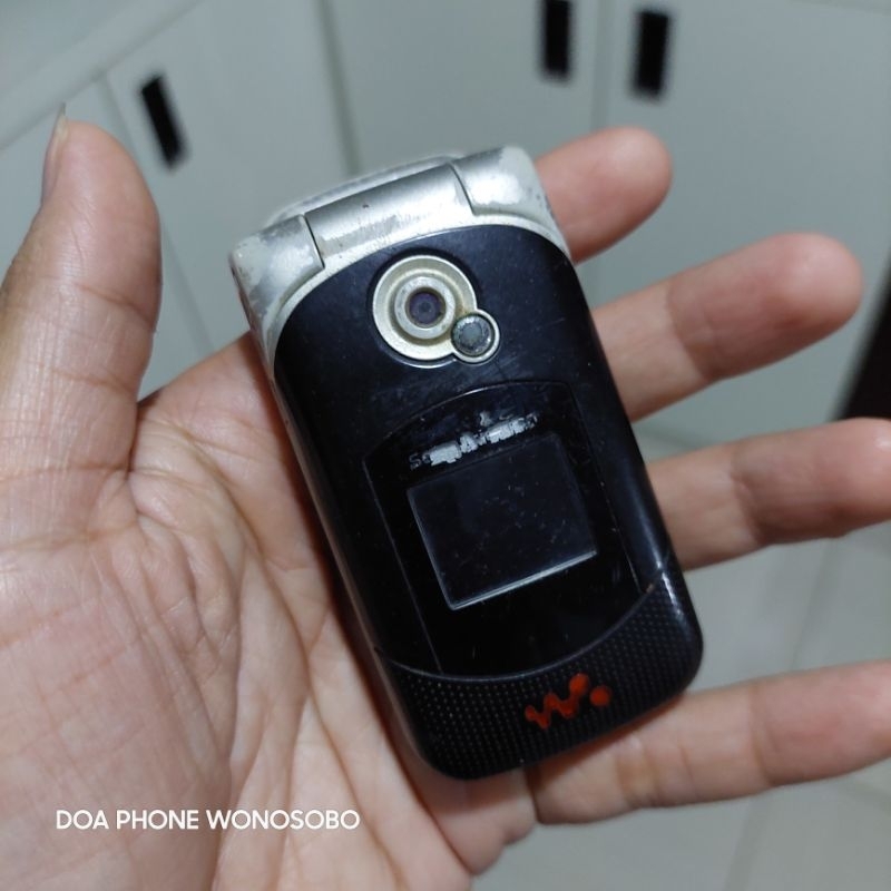 SONY ERICSSON W300i BAHAN / MINUS