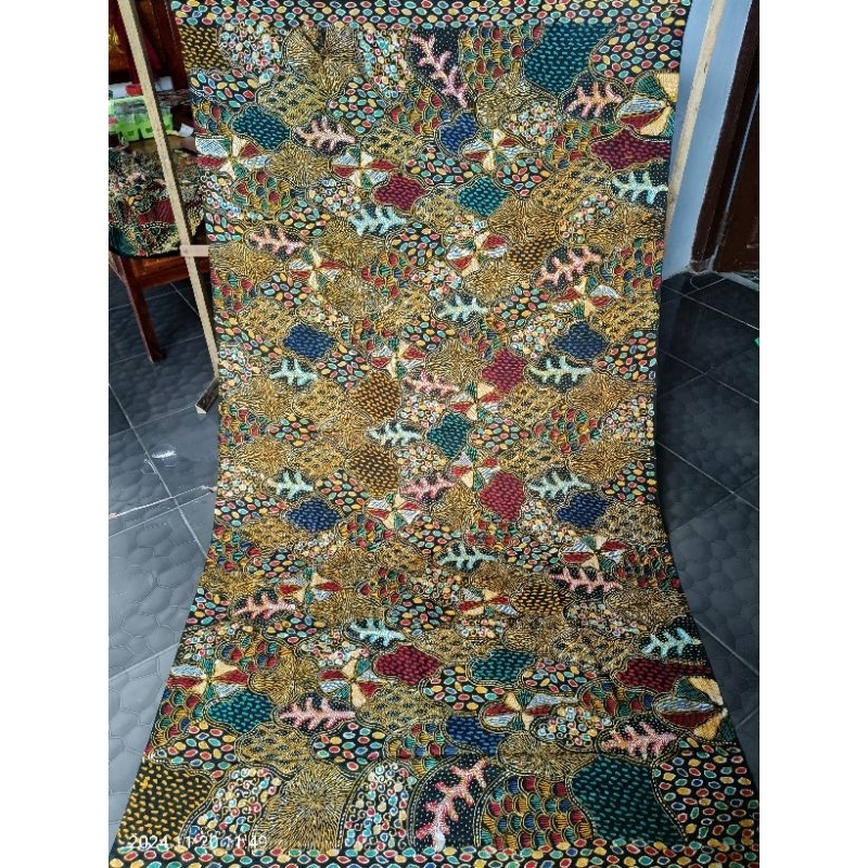 Batik tulis Madura Elegan warna coklat gold