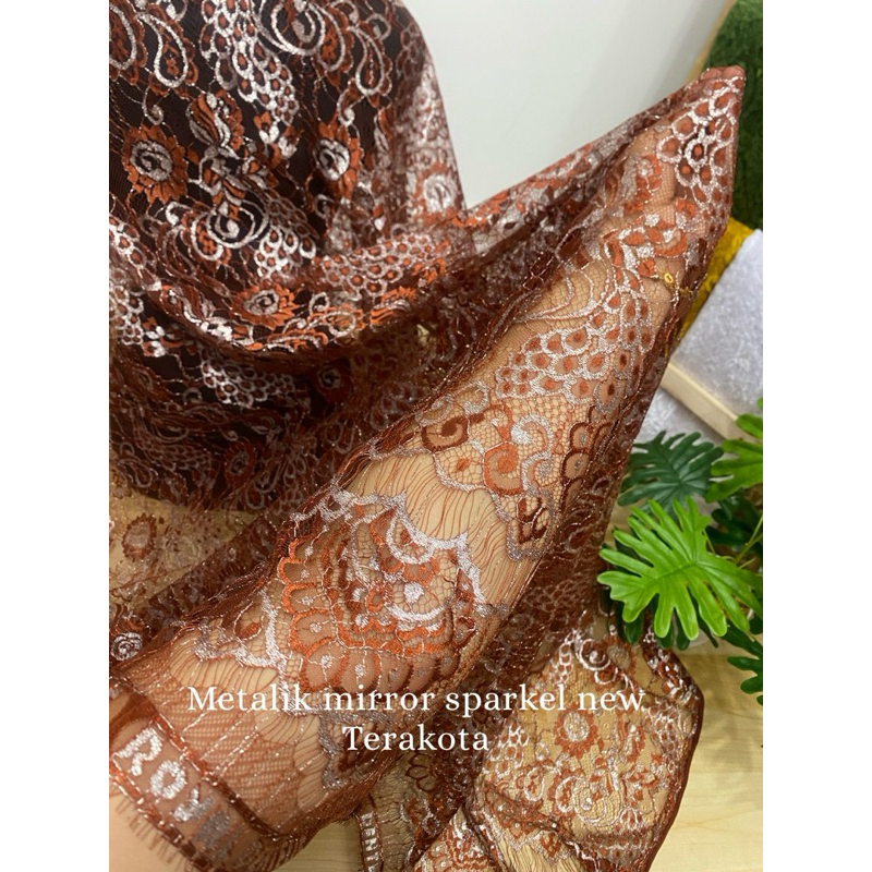 kain metalik mirror silver