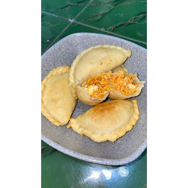 

cireng_isi_ayam_pedas_keju