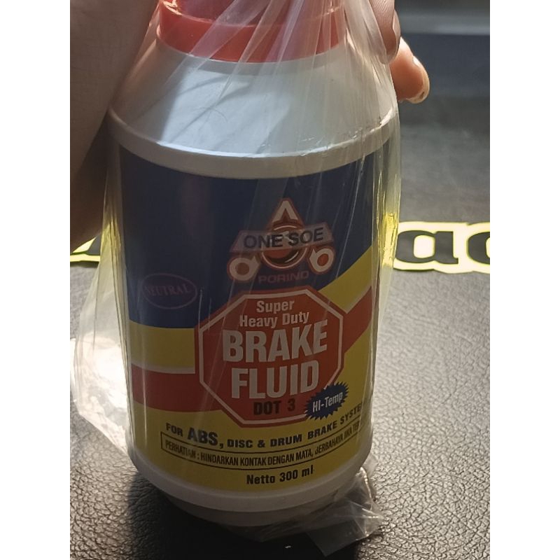 MINYAK REM MINYAK KOPLING OLI REM OLI KOPLING DOT 3 300ML MOTOR MOBIL