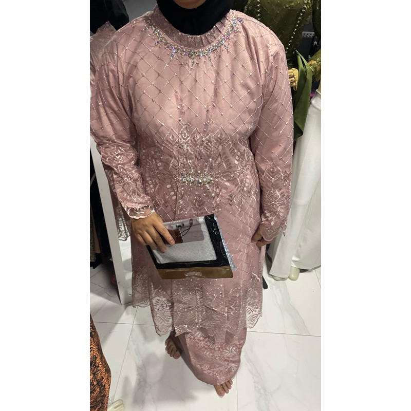 PRELOVED SET KEBAYA premium soft pink