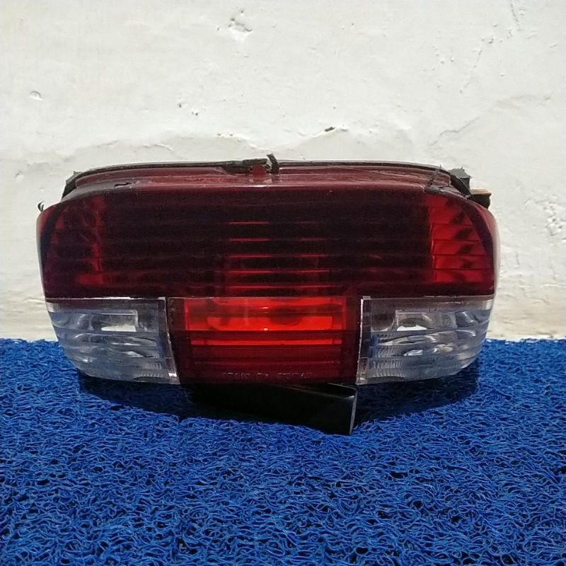 stoplamp/lampu belakang yamaha FIZR ORIGINAL
