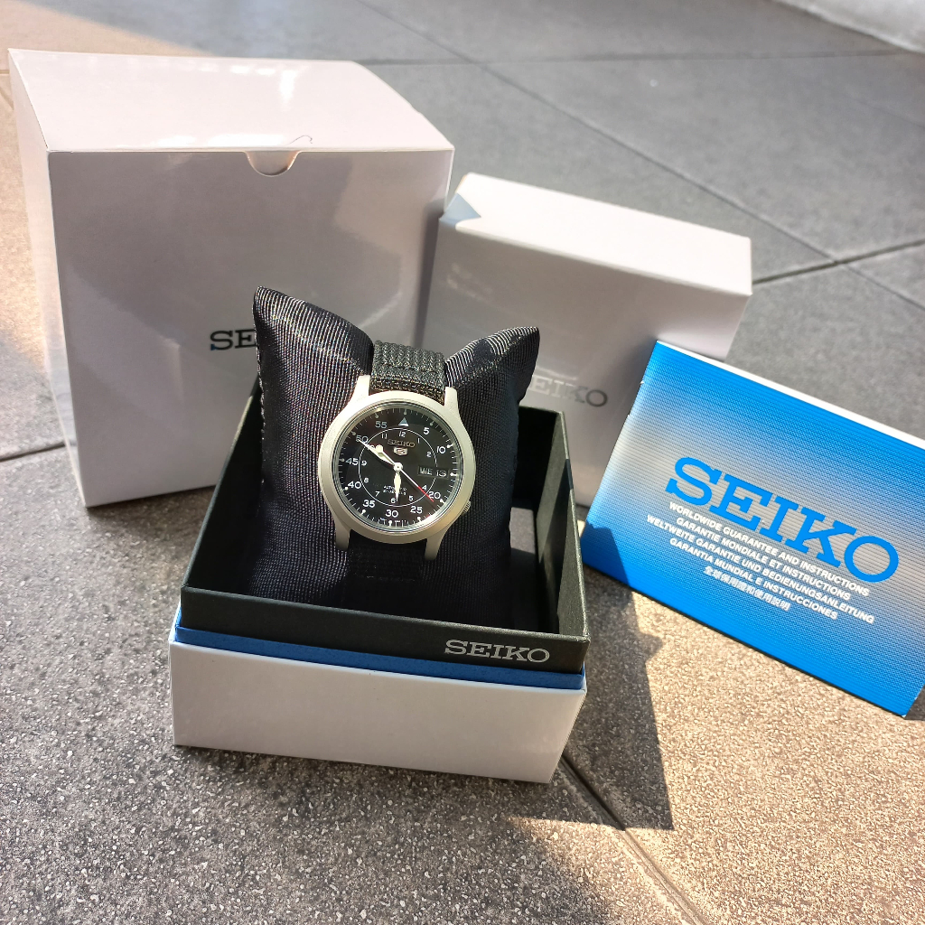 Jam Tangan Pria Seiko 5 SNK809K2 Black Military Strap Automatic