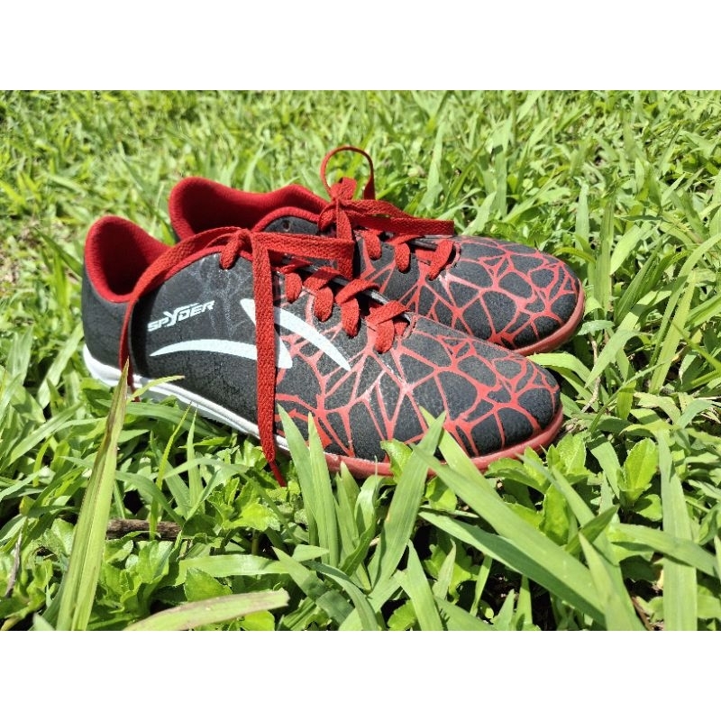 sepatu futsal speed