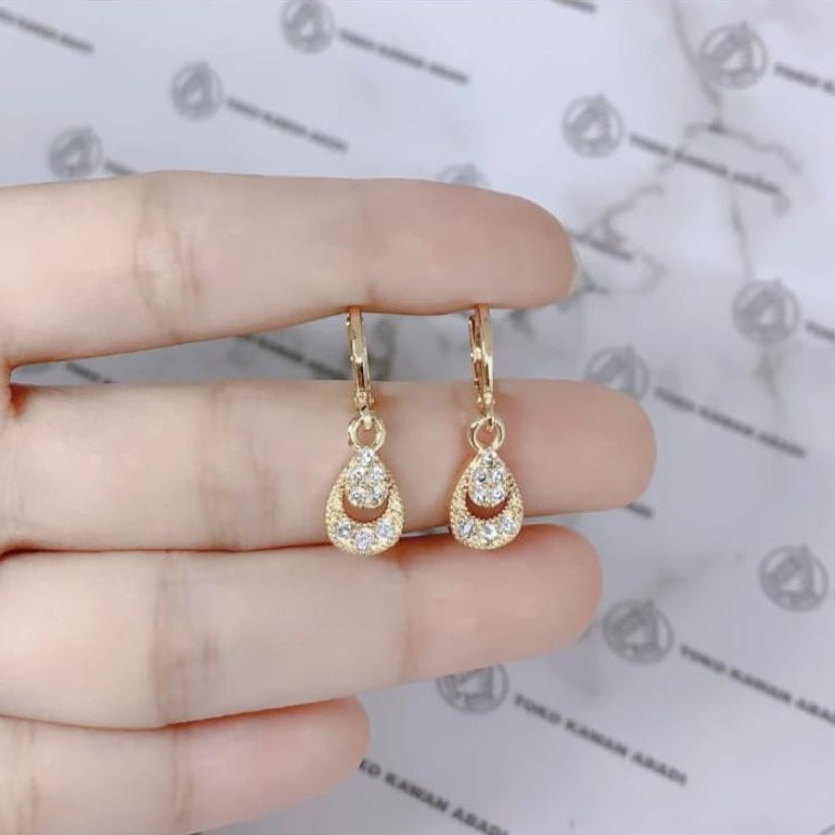 ANTING WANITA TITANIUM MEWAH ANTING CLIP MOTIF TETES