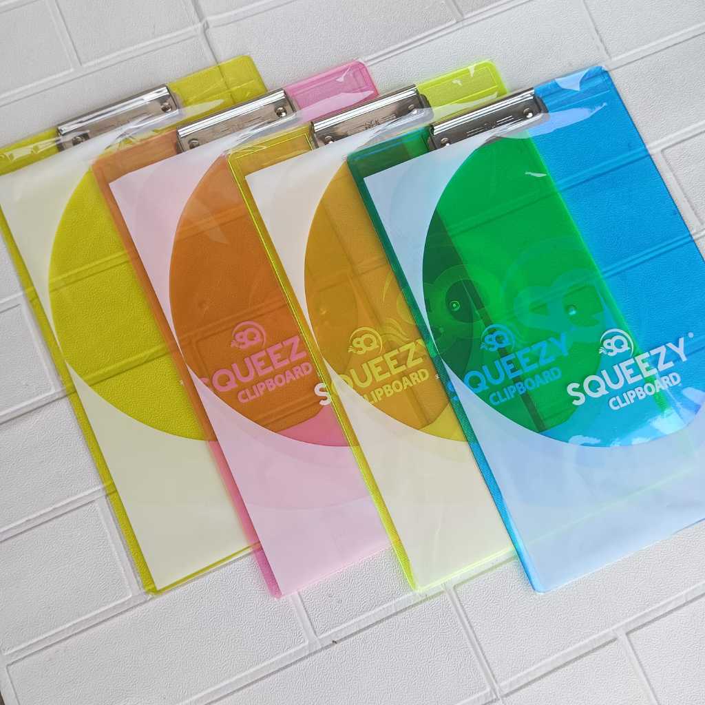 

Clipboard / Papan Jalan / Papan dada Ujian Transparant Uk folio