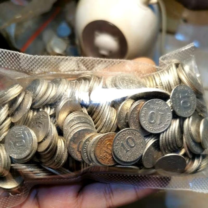 10 rupiah kancing 1971 bekas ada aus masih terlihat sesuai foto