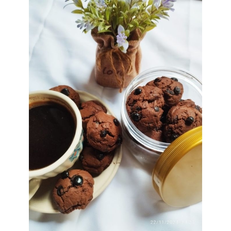 

cookies coklat/kue kering/dark choco/cookies coklat chip