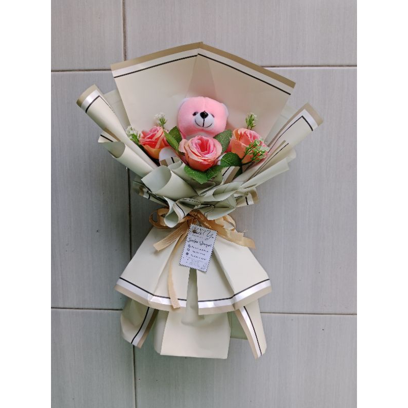 

BUKET BONEKA