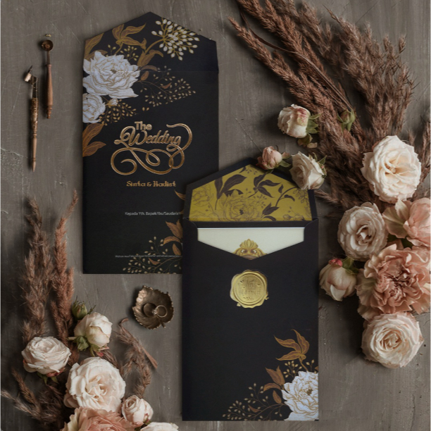 

UNDANGAN PERNIKAHAN BLANGKO CR 14 (HARDCOVER)