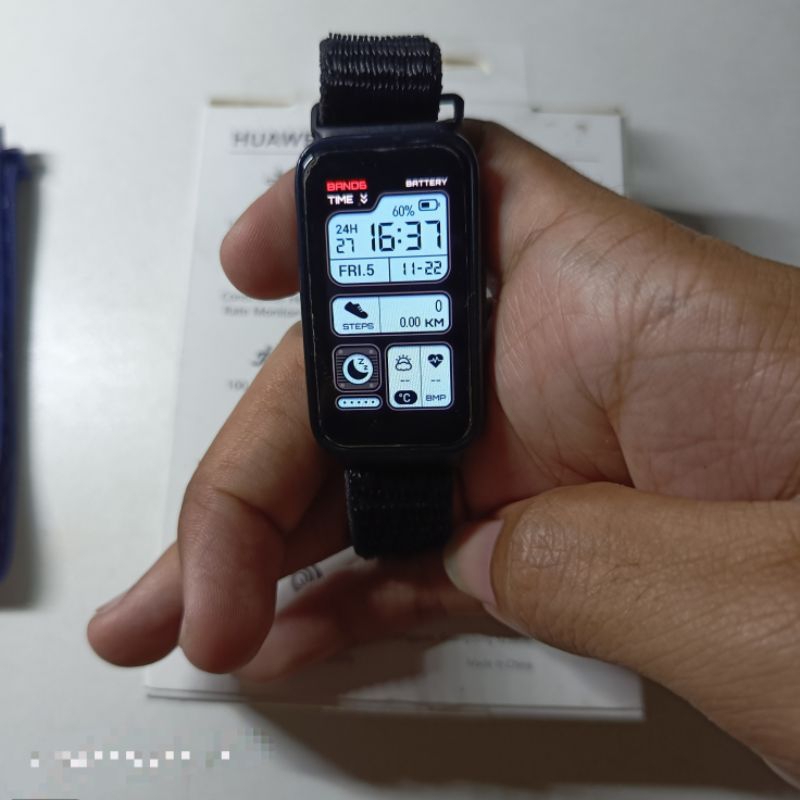 Huawei Band 8 Second Fullset Bonus Strap
