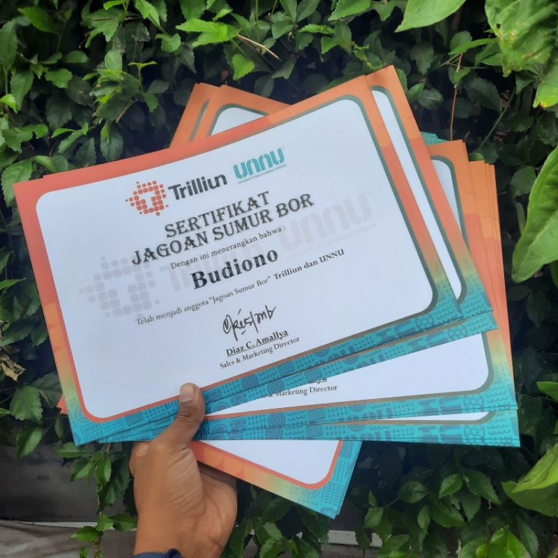 sertifikat custom bisa buat acara seminar sebagai penghargaan atau cendramata dan bisa pakai logo da