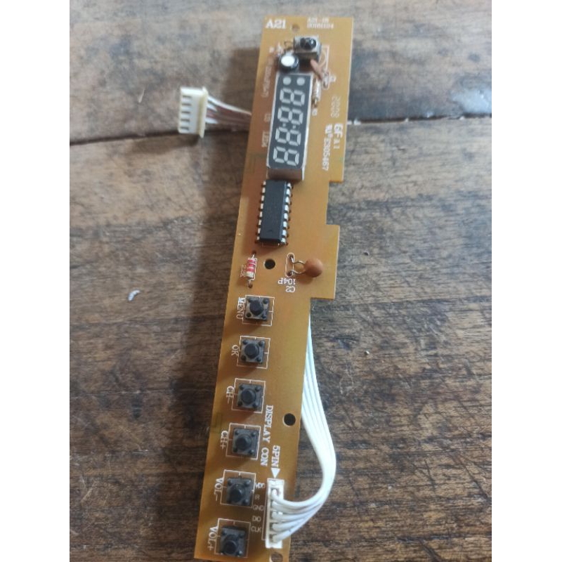 Panel depan K-vision (Bekas) untuk gardiner kasing model Lama