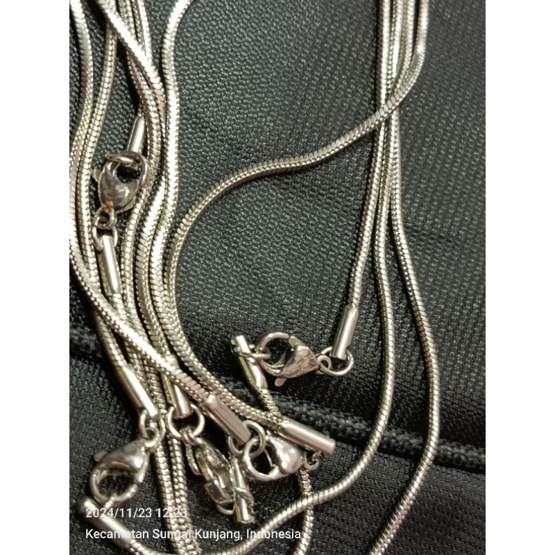 kalung titanium anti karat original/asli