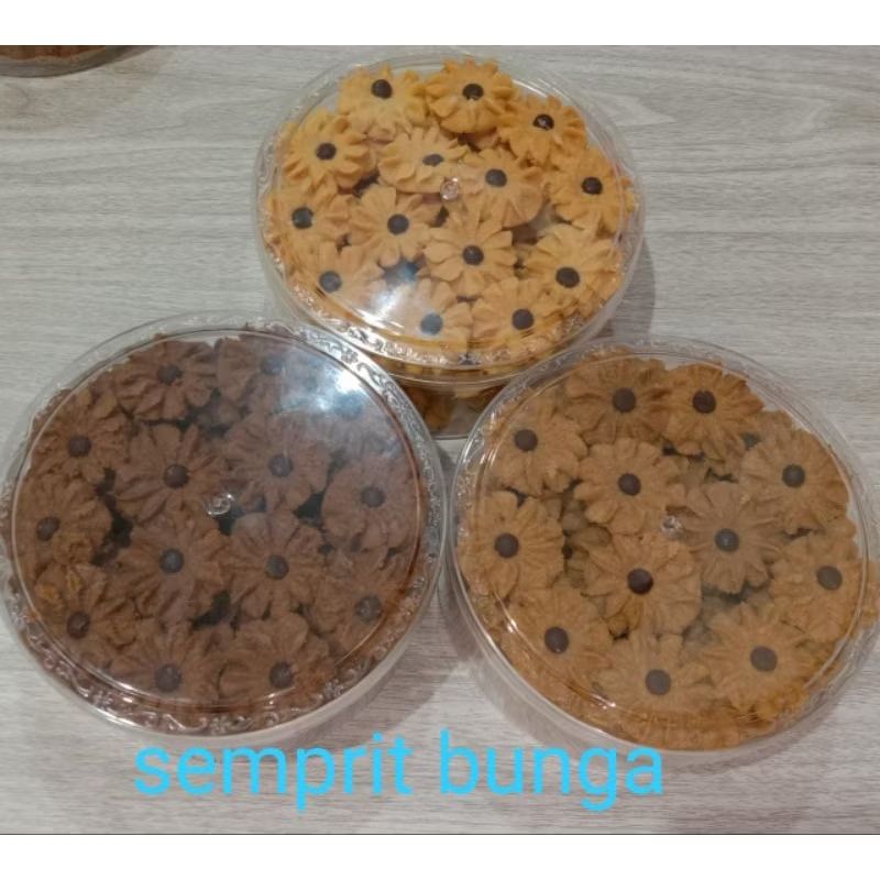 

semprit bunga 3 varian Homemade Enak! Tnpa pengawet berkualitas Top 500gr