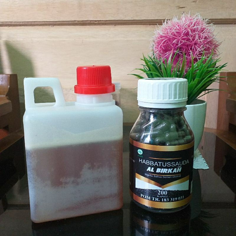 

Paket Herbal Sehat _ Madu Murni Asli 500gr + Habbatussauda bubuk 200kps