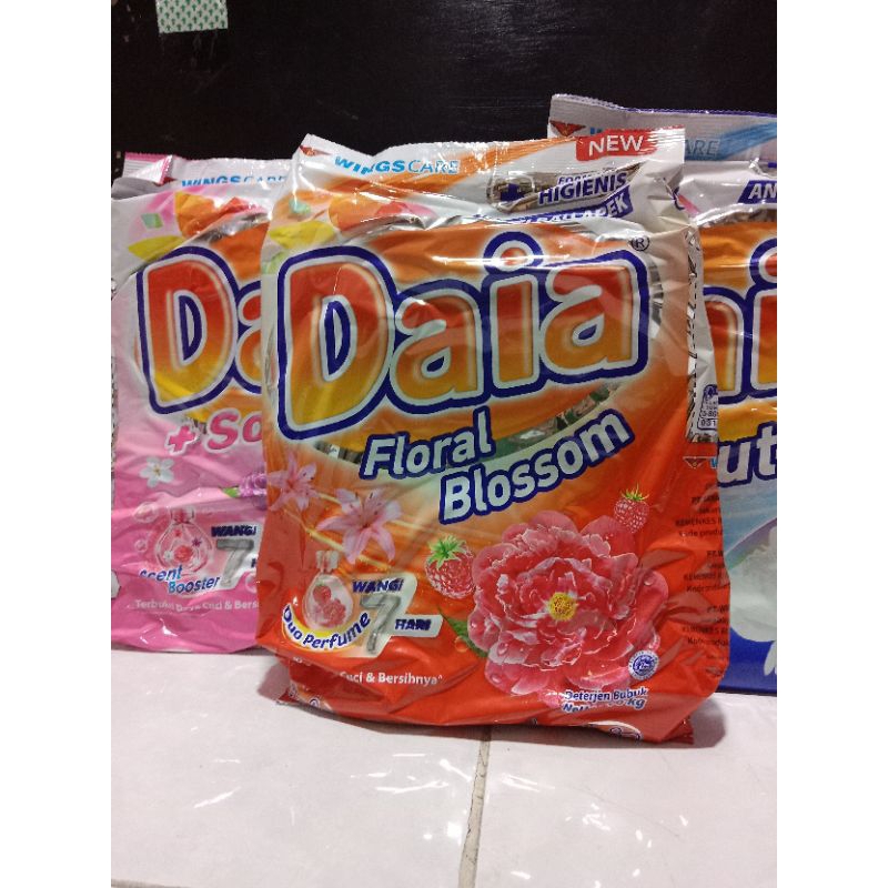 Daia Deterjen Bubuk 1,5 KG