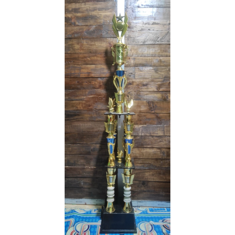 Piala Kaki 8 Tinggi Marmer B046