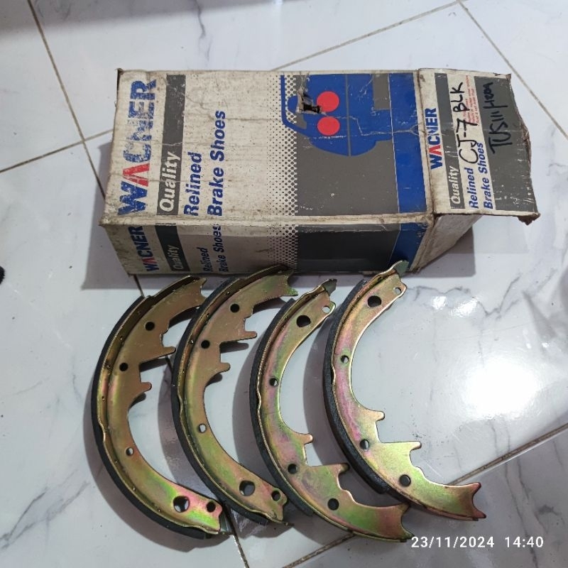 kampas rem jeep cj7 brake shoe jeep cj7 sepatu rem pirodo jeep cj7