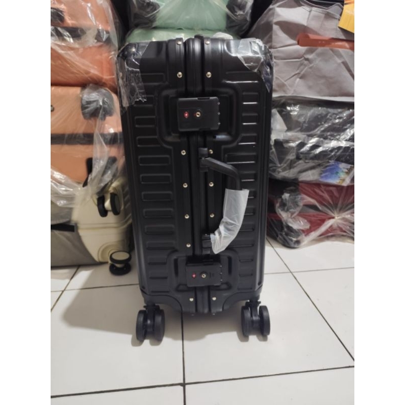 Koper Roaming Anti Pecah / Koper Cabin Pesawat / Koper 20 Inch