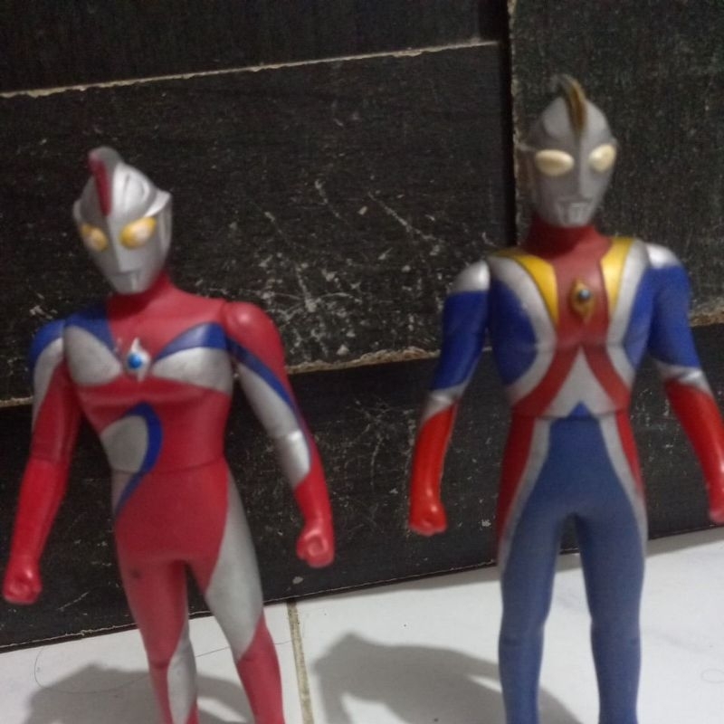 Paket Form eclipse,corona Uhs Ultraman Cosmos 17cm